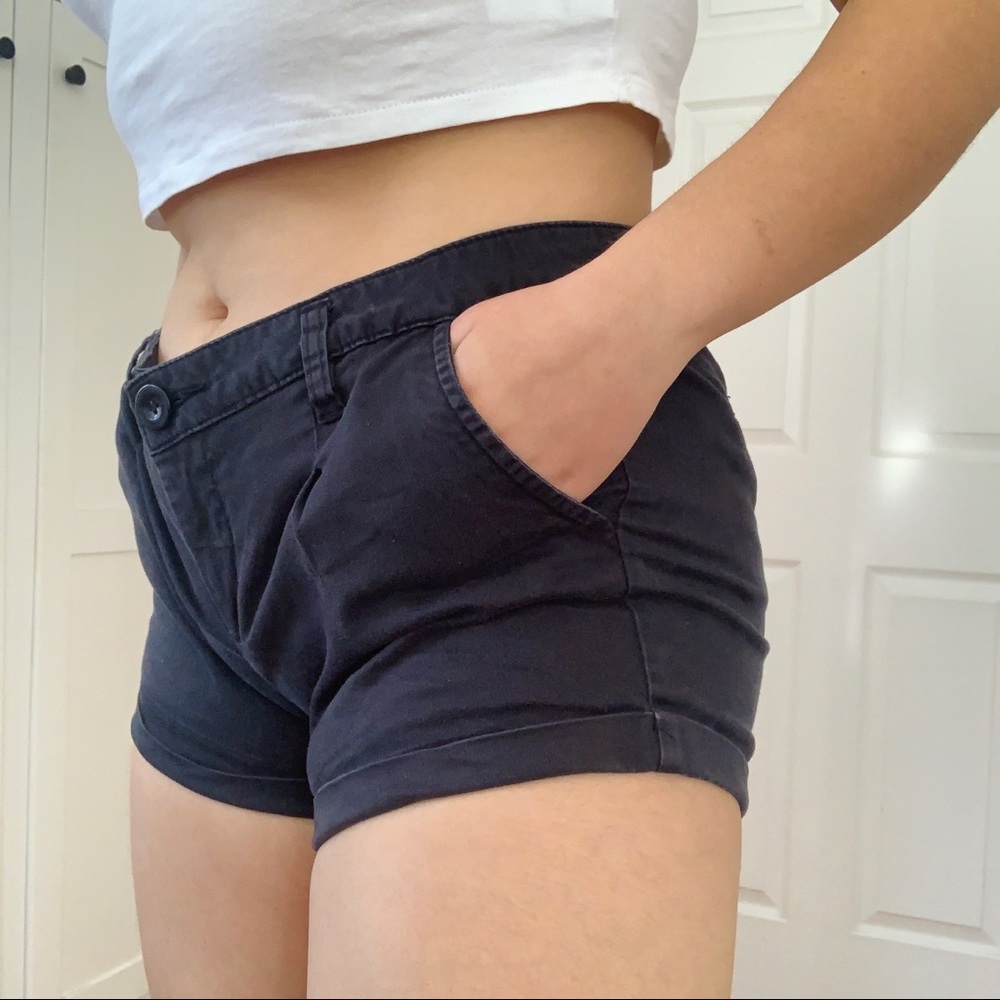 Forever 21 black shorts Size 30